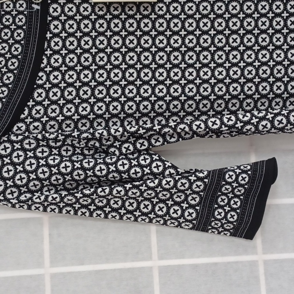 Maxstudio Blouse - Picture 4 of 12